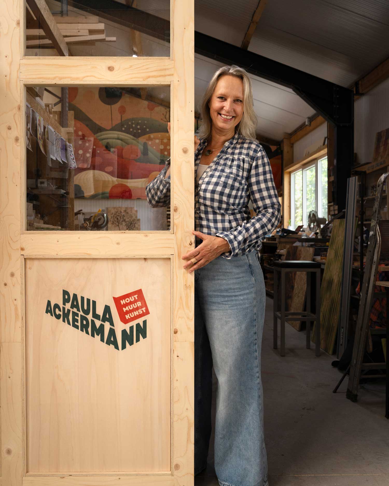 houten kunst aan de muur